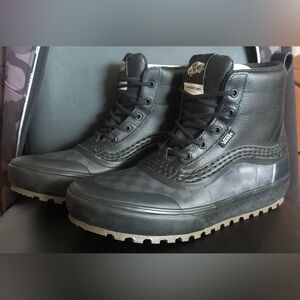 ‘CHECKERBOARD BLACK’ VAN BOOTS!